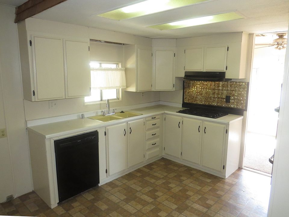 Bright Kitchen