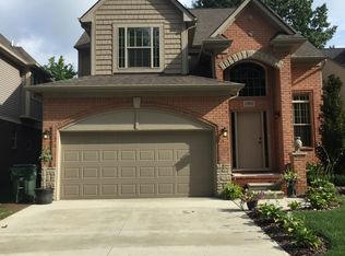13911 Grandeur Ave, Utica, MI 48315