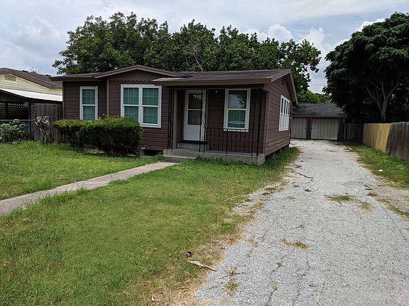 2nd image of 4925 Urban St
