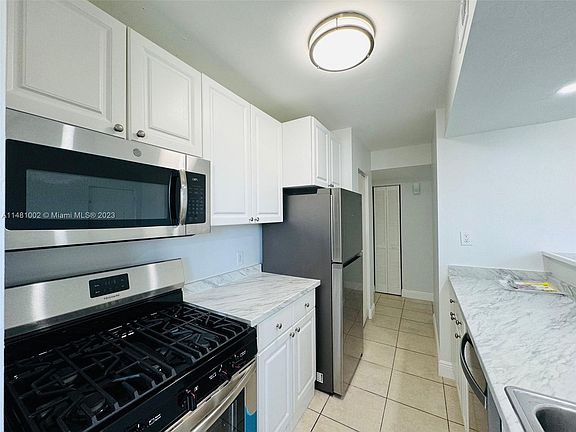 3rd image of 15295 SW 107th Ln APT 1003