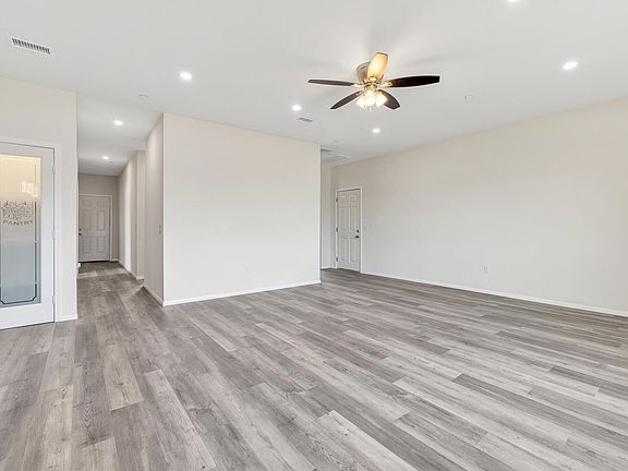 2nd image of 40324 167th St E