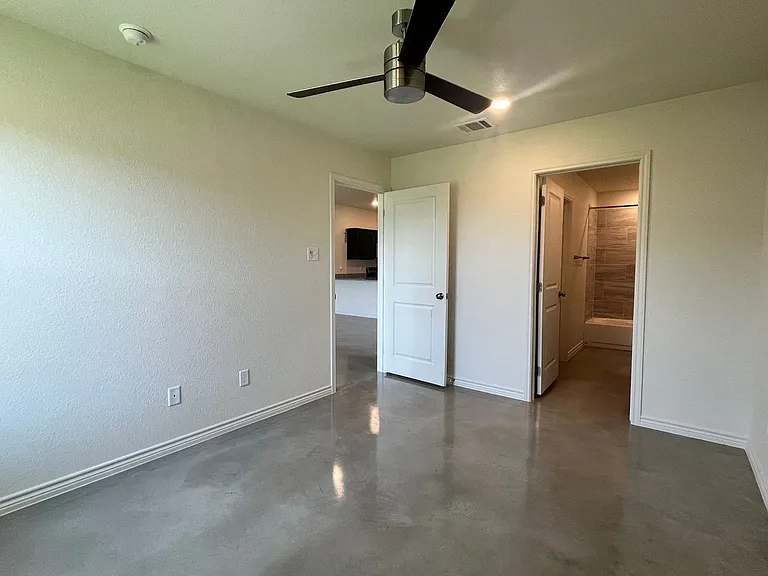 1269 Lehmann Dr #A/B — Photo 8