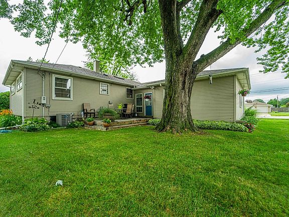 4th image of 3144 Garfield Ave