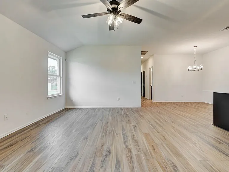 420 N Canyon Ter — Photo 16