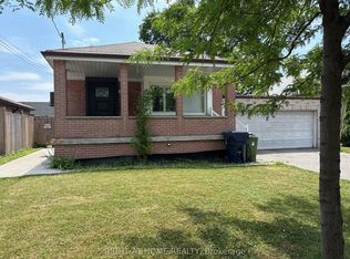 69 Whitley Ave, Toronto, ON M3K 1A1