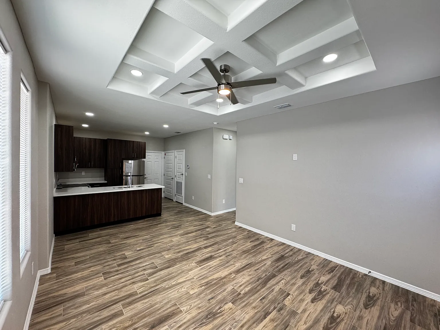 1 bed, 672 sqft, $975 — Photo 2