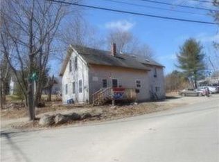 81 Water St, Machias, ME 04654