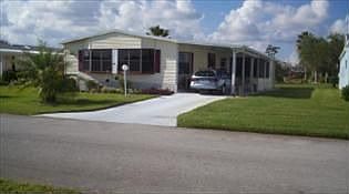1st image of 1030 W Lakeview Dr