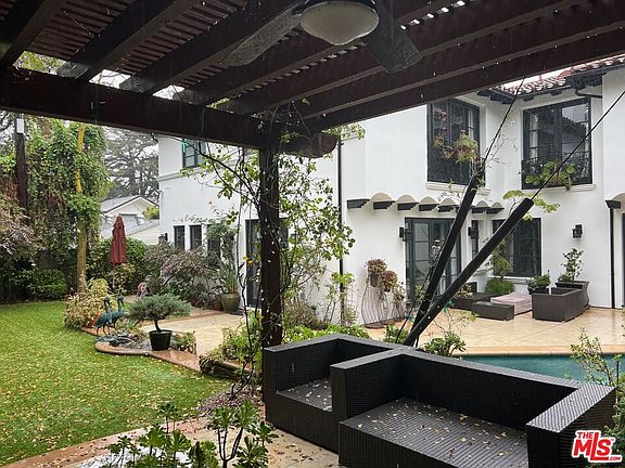 5th image of 4055 Ventura Canyon Ave