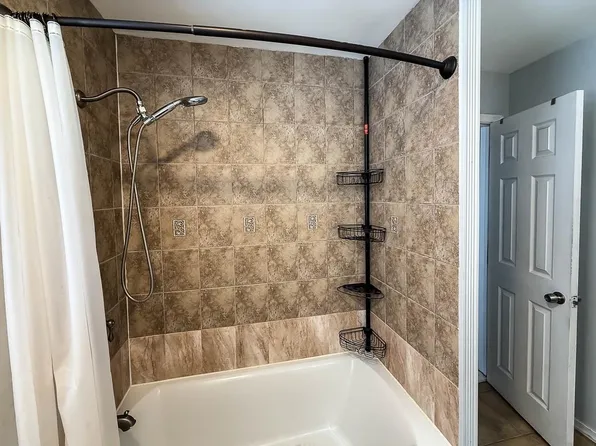 125 Poplar Street image 31 of 44