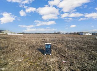 1416 Indian Trl, Kankakee, IL 60901