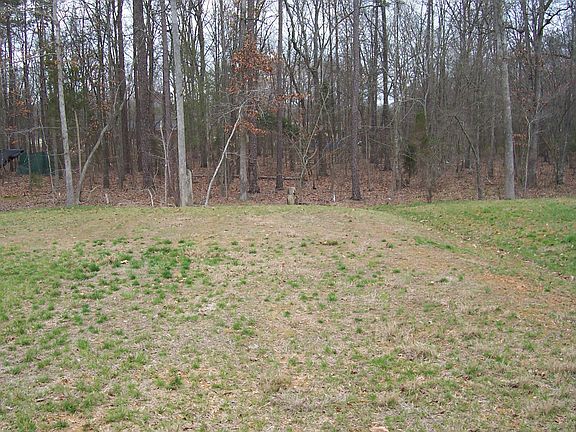 Back yard w/private woods
