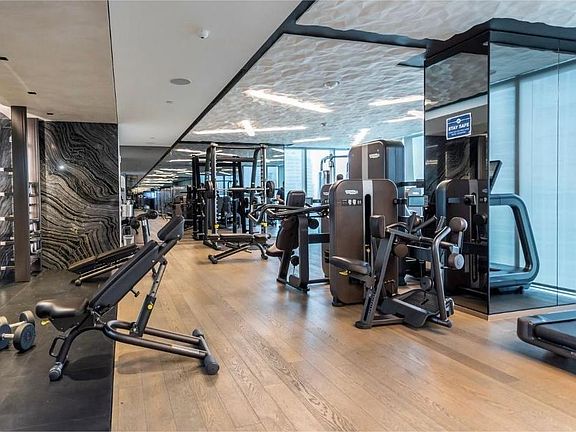 4th image of 1450 Brickell Ave #3