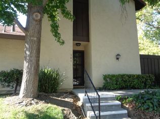 301 Acorn Ct, Vacaville, CA 95688