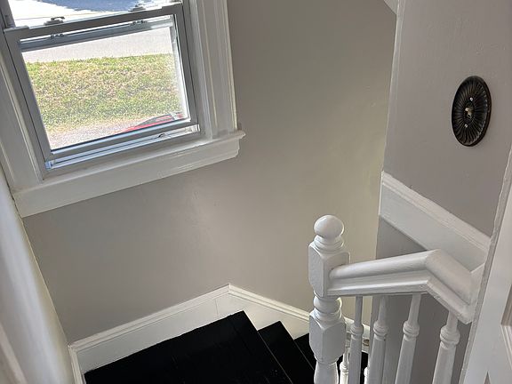 5th image of 7 Old Knollwood Rd #2