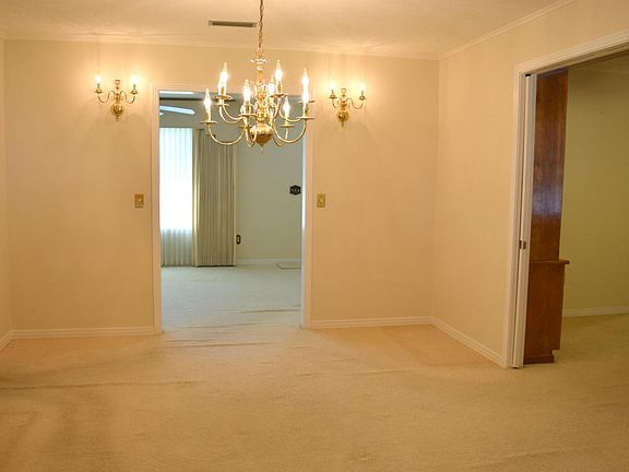 3rd image of 1118 11th Ave