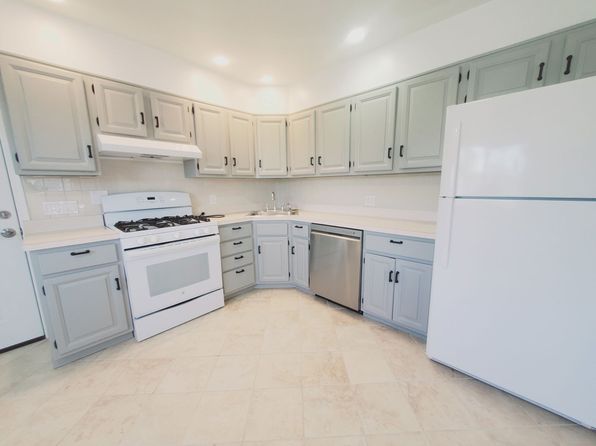 796 Cove Rd #2