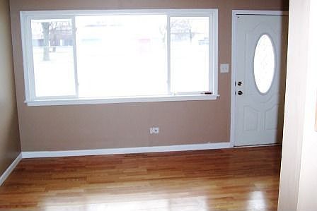 5th image of 2241 Brentwood Ave
