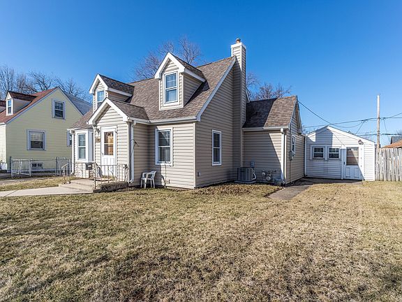 3rd image of 442 N Prater Ave