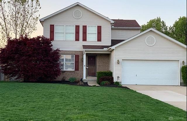 1st image of 12 Hoover Pl