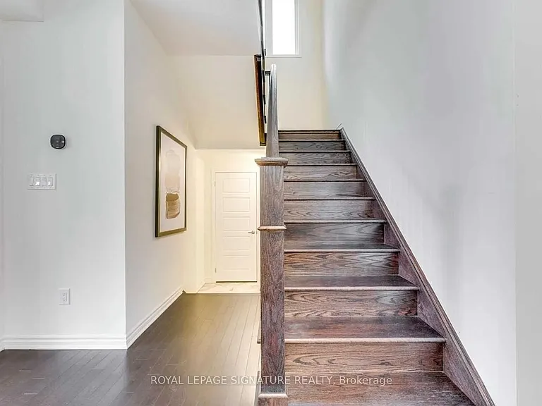 953 Logan Dr — Photo 9