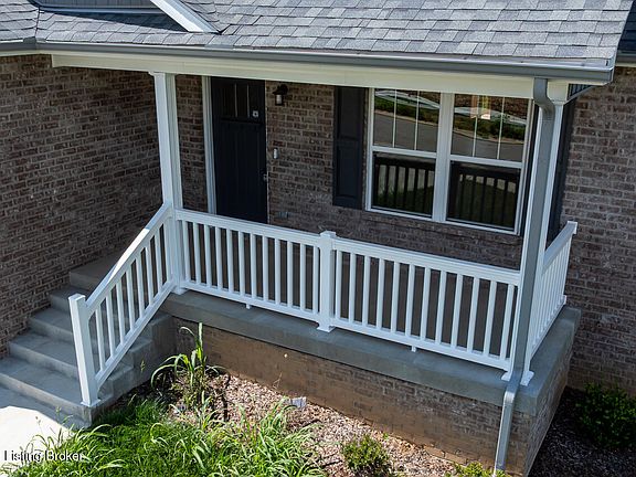 2nd image of 148 Wooded Glen Dr