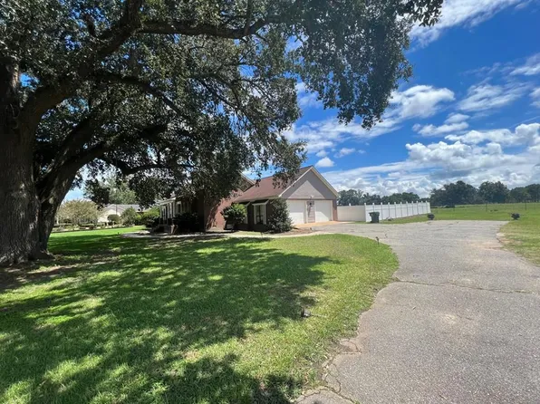 216 Willow Glen Dr, Blakely, GA 39823