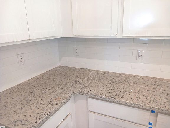 4th image of 232 Juniper Valley Cir #17