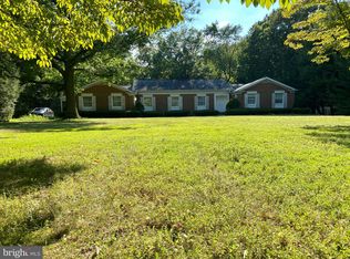 1501 Perkins Ln, Edgewater Park, NJ 08010