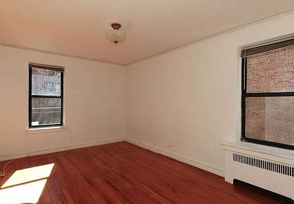 3rd image of 45 Park Ter W APT 3E