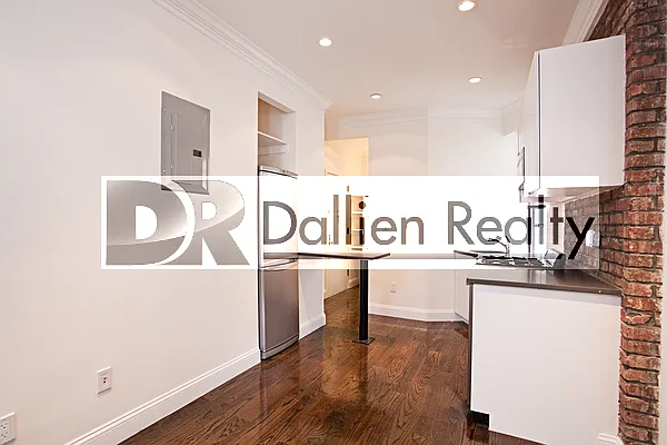 Rented by Dallien Realty Limited Liability Company | media 44