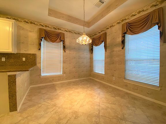 3rd image of 15518 Tysor Park Ln
