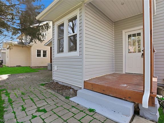 5th image of 637 Lenox Ave