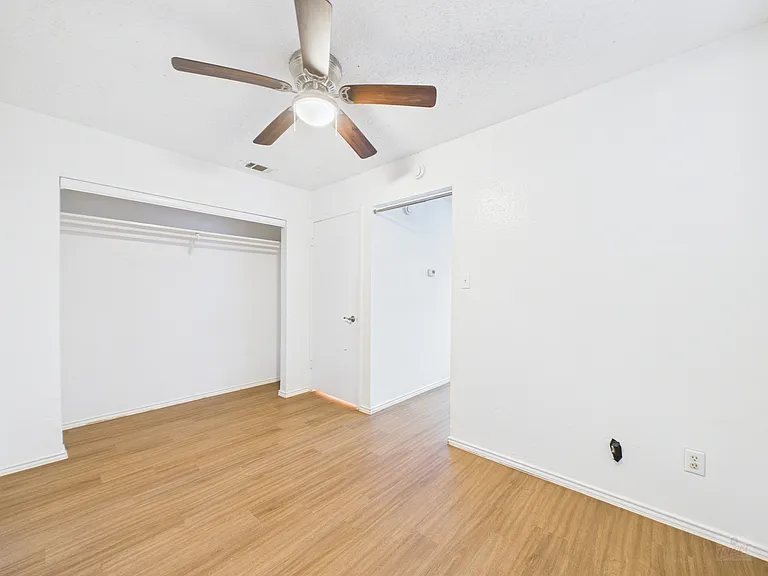 2500 Burleson Rd #201 — Photo 16