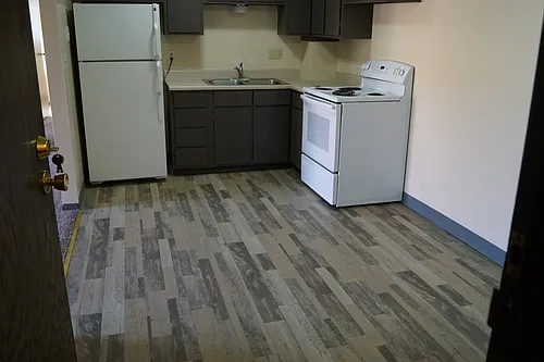 Arnold's Park Apartments Photo 1