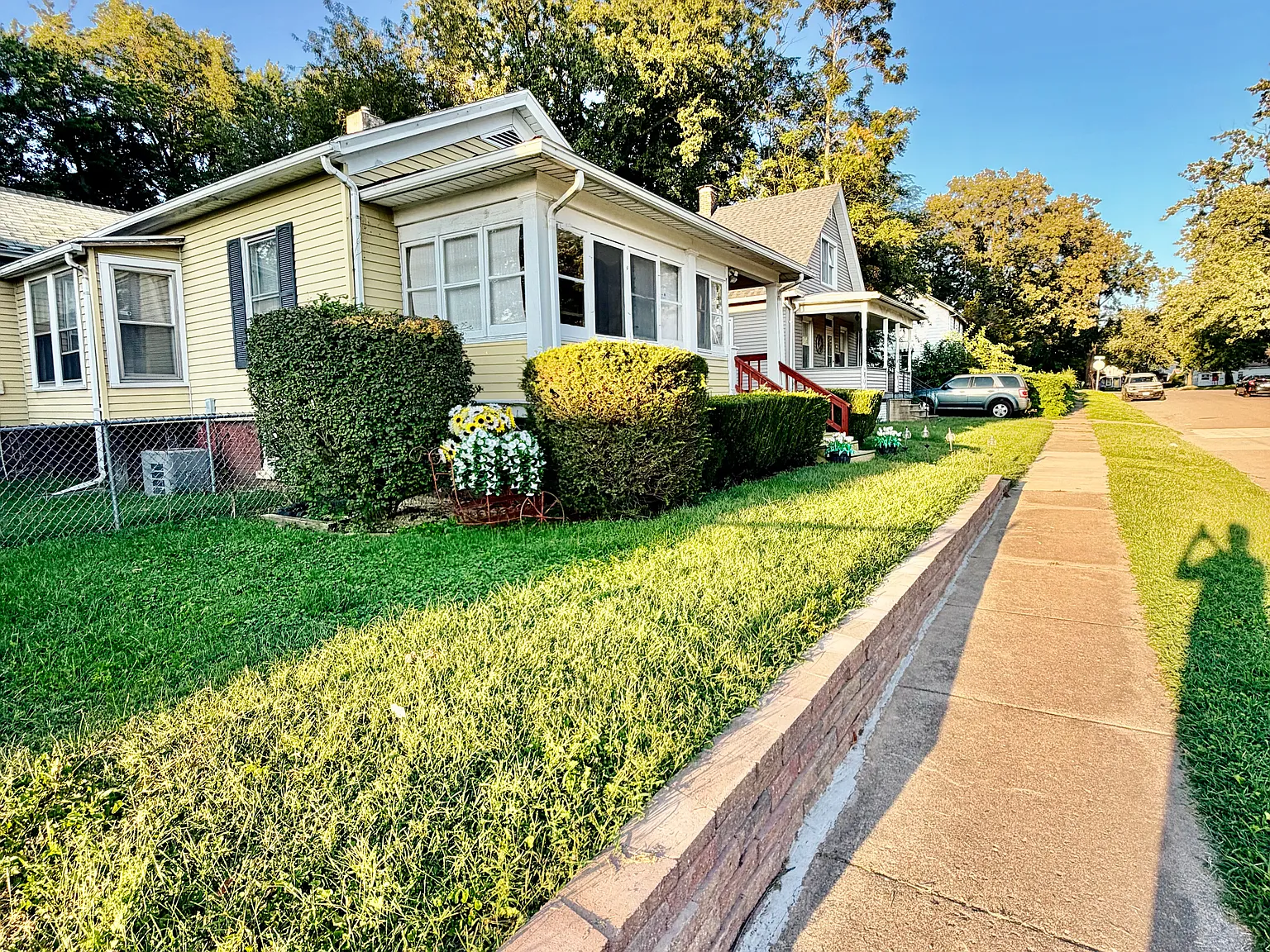 410 E Mill Street — Photo 2