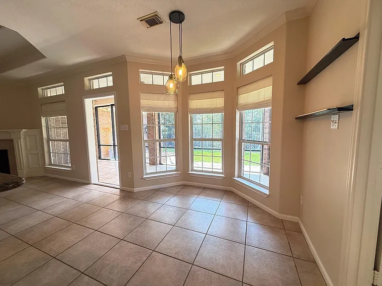 12780 Capricornus Dr — Photo 12