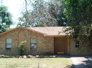 618 Meadowglen Dr, Duncanville, TX 75137
