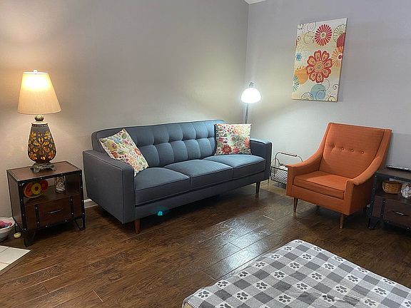 2nd image of 2020 W Union Hills Dr Unit 231