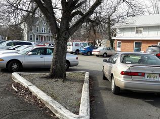 39 Mine St, Flemington, NJ 08822