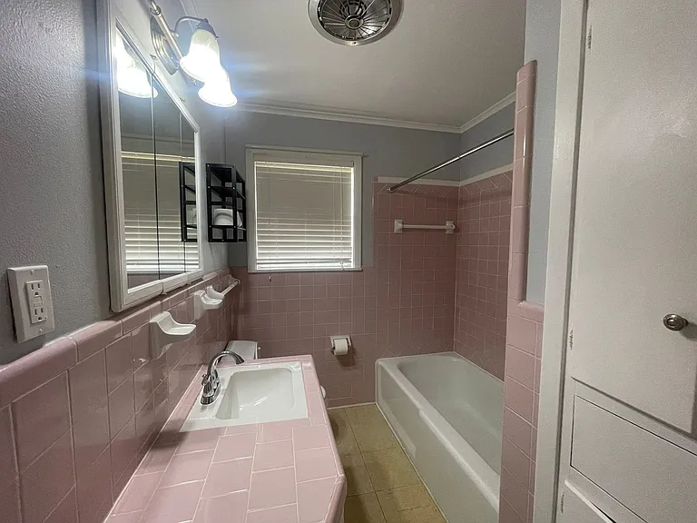 346 Wayne Dr — Photo 9