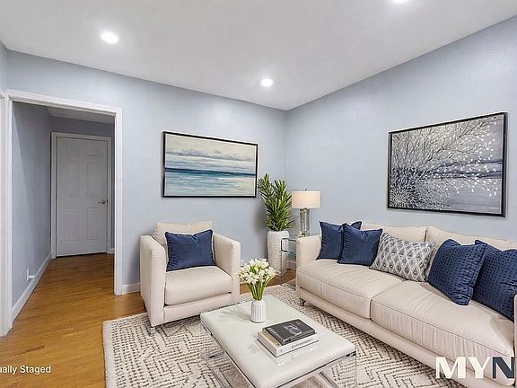 2nd image of 10009 Avenue L
