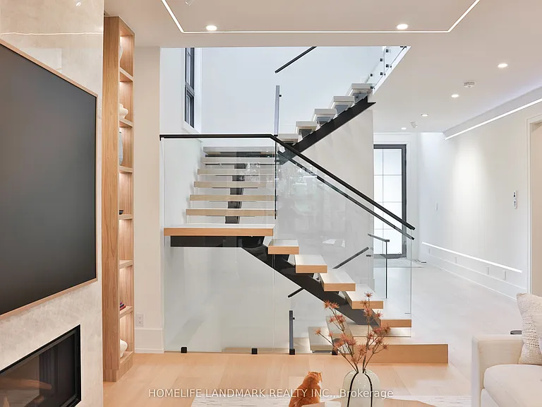 12 Bernice Ave — Photo 25