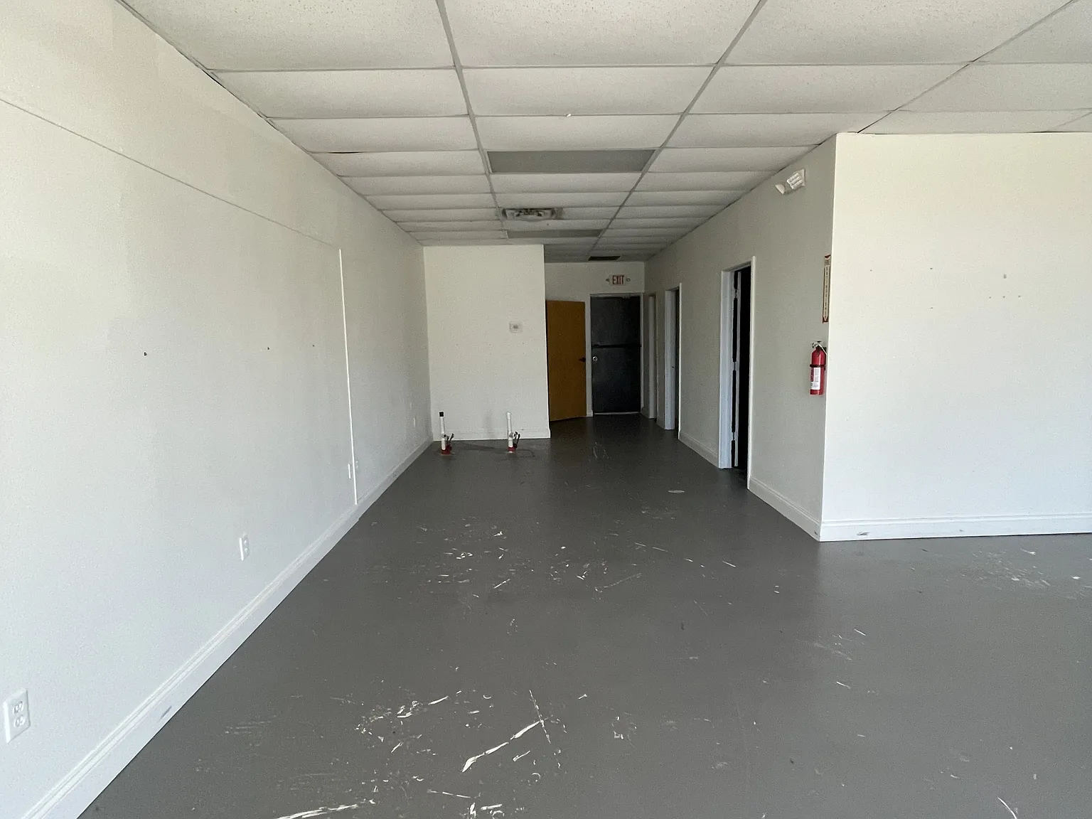 707 S Roland Road - 4 — Photo 2