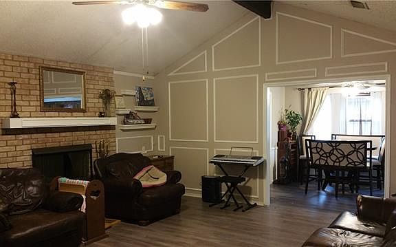 4th image of 2034 Wellington Dr