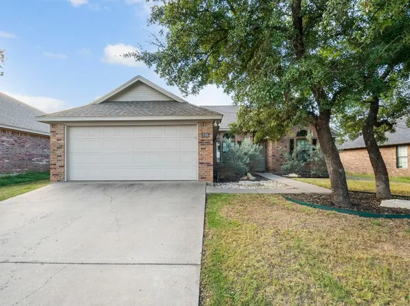 316 Cactus Valley, Stephenville, TX 76401