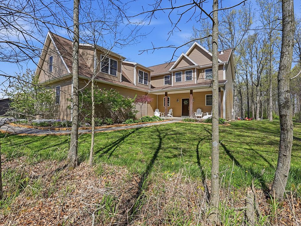 1st image of 22270 Bear Swamp Rd