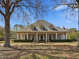 105 Beaver Run Dr, Brandon, MS 39047