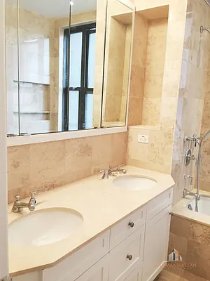 Rented by ONE Manhattan Real Estate | media 38