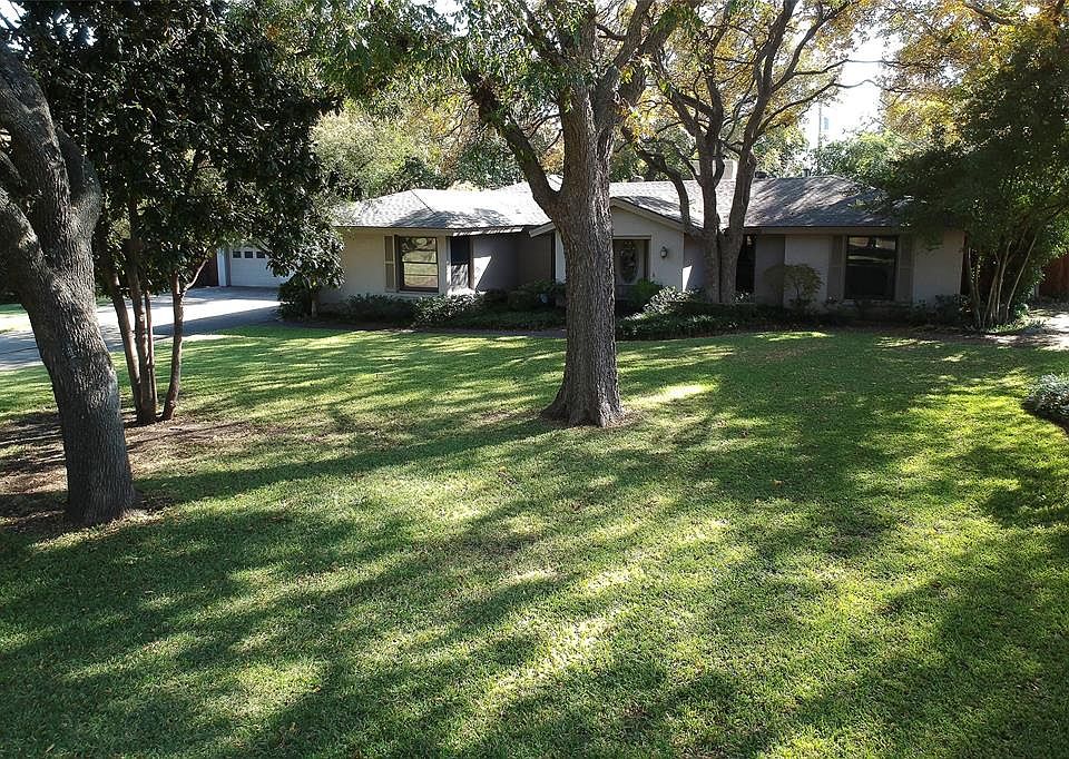 1st image of 4206 Woodfin Dr Lot 1